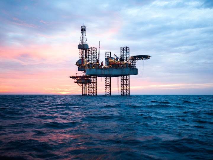 Oil rig mtime20200428140008