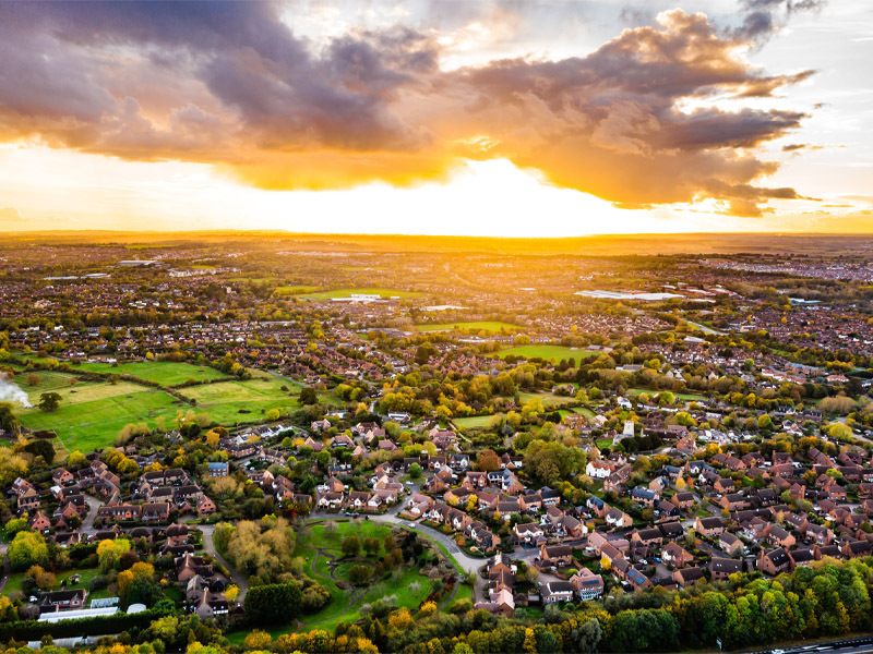 What makes a just neighbourhood