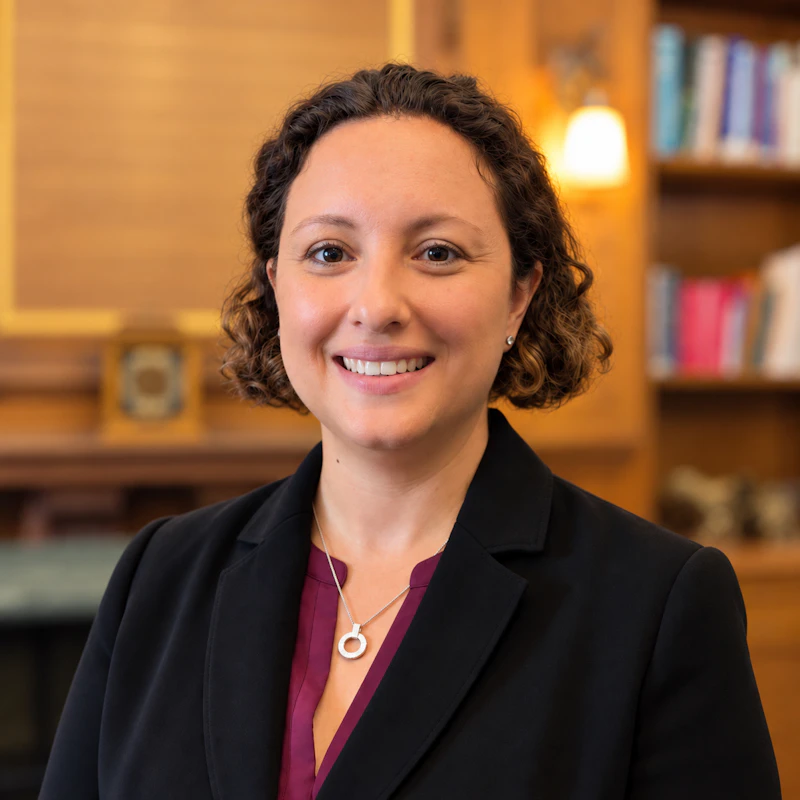 Dr Ana Graça