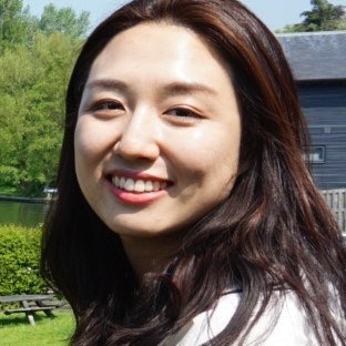 Jiin Lee 75nmlumy6