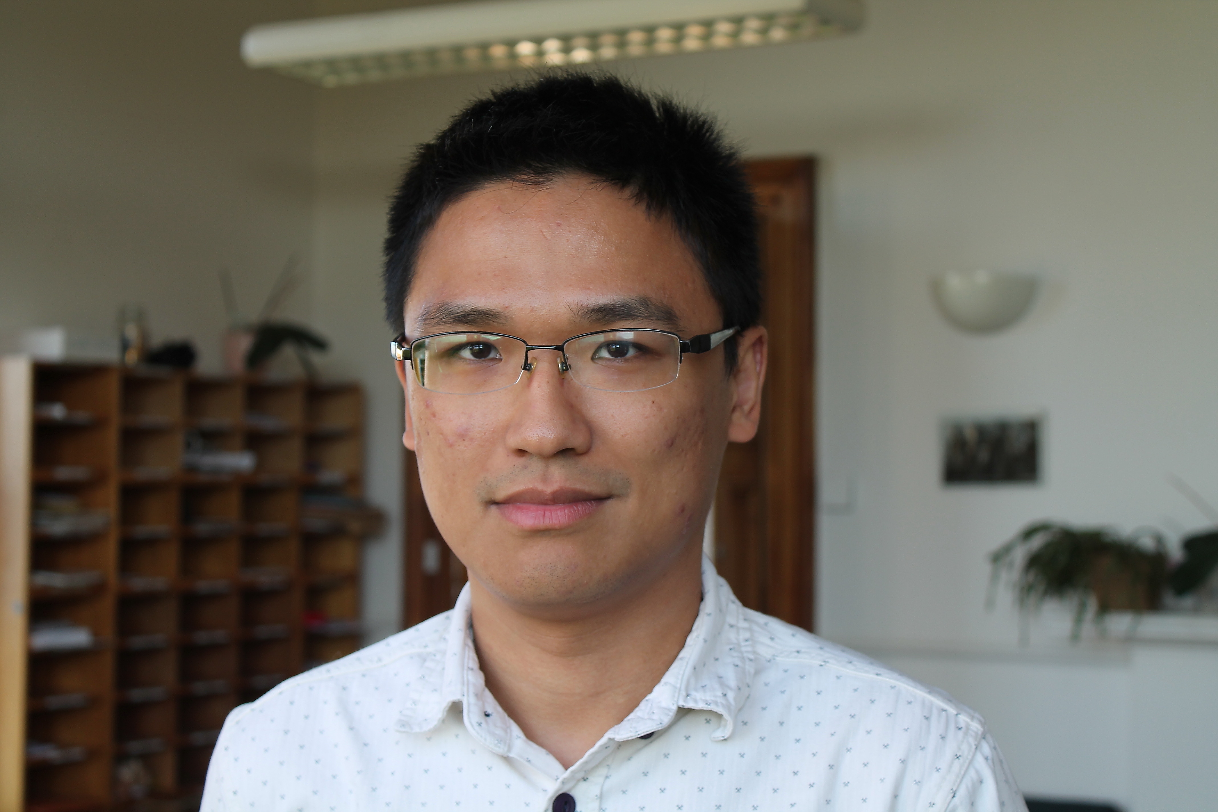 REP Research Seminar - Presenting in person - Dr Min Zhang. Title: Does public information help social learning: postponing and anti-transparency