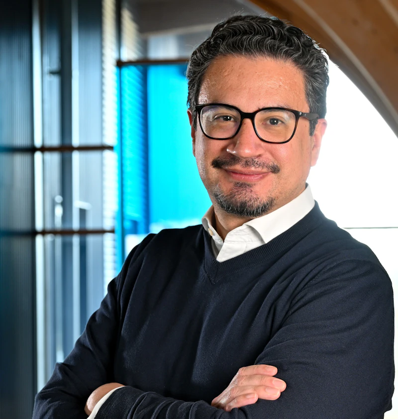 Dr Rodrigo Perez-Vega